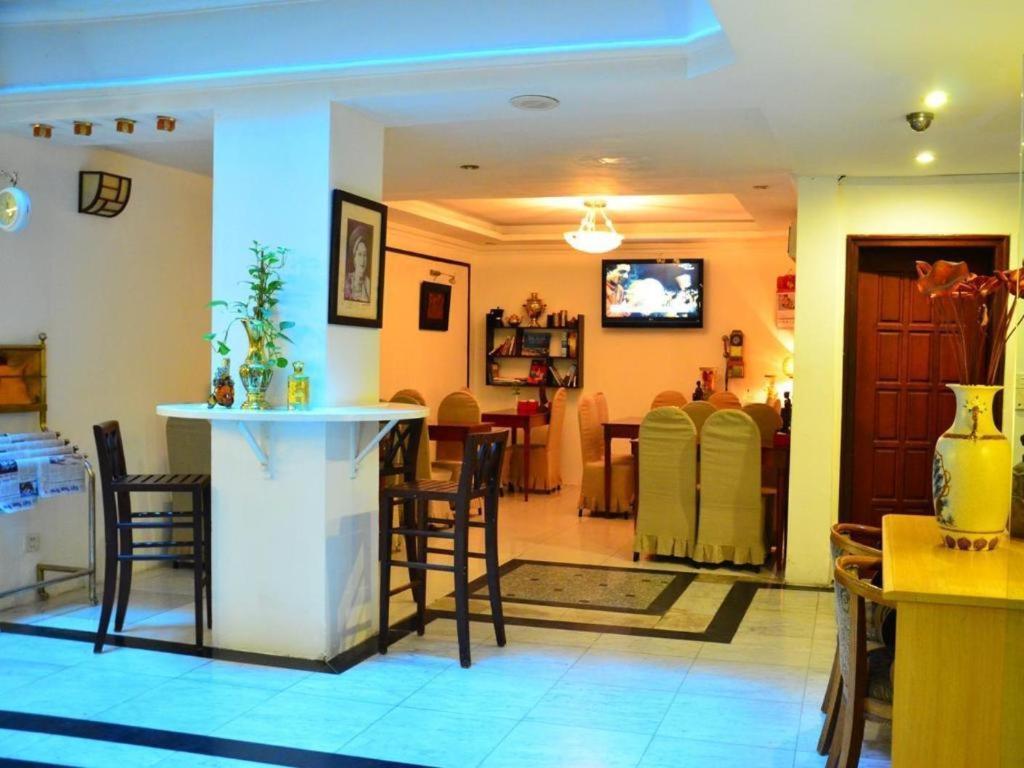 Atrium Hanoi Hotel Exteriör bild